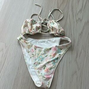 Abercrombie & Fitch swimsuit Bottom S Top M